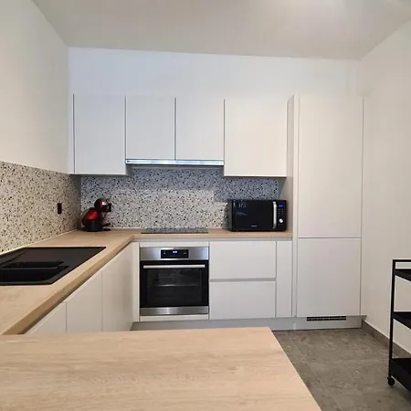 Apartment Modern Nabij Casino En Zee
